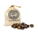 Runen orakelset van tijgeroog in katoenen zakje